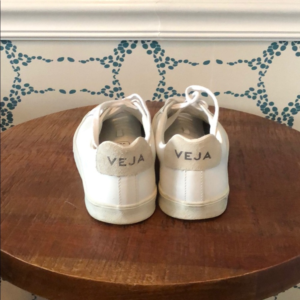 Veja Women’s Esplar Leather Sneakers